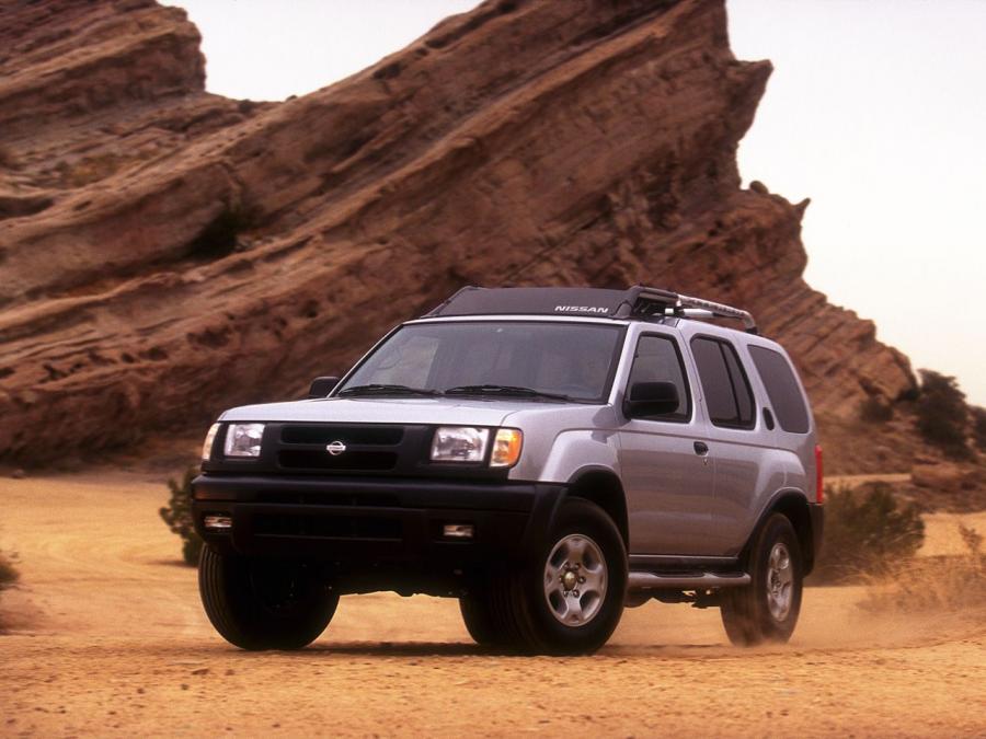  Nissan Xterra 1999 года  (фото 1 из 7)